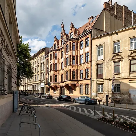 Loft شقة بوزنان